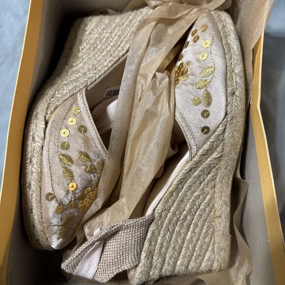 Montego Bay Club Woman’s 8.5 Satin Pink W/Gold Sequence Ankle Wrap Espadrille - Picture 8 of 8